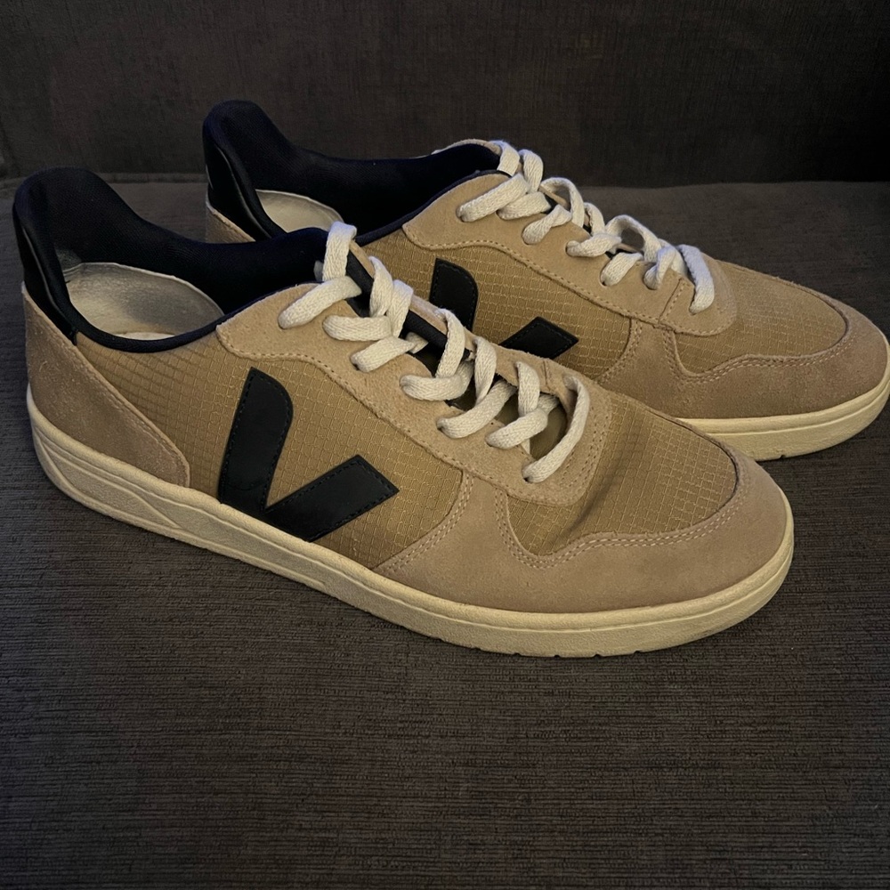 Veja Men's Dune Black  11.5